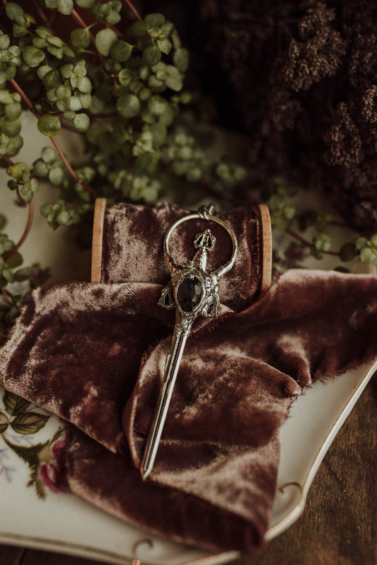 Feyre Sword Necklace – Iolite