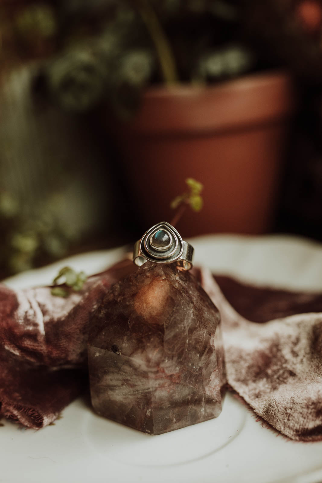 Inset Labradorite Teardrop Ring - Sterling Silver PBM26