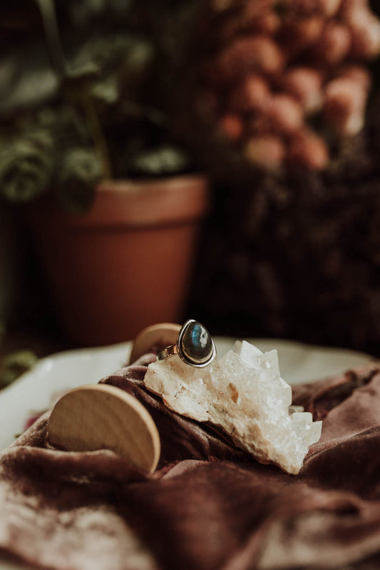 Labradorite Teardrop Ring - Sterling Silver PBM26