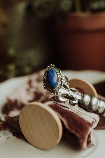 Lapis Lazuli Ring - Sterling Silver PBM26
