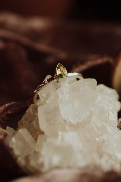 Peridot Ring - Sterling Silver PBM26